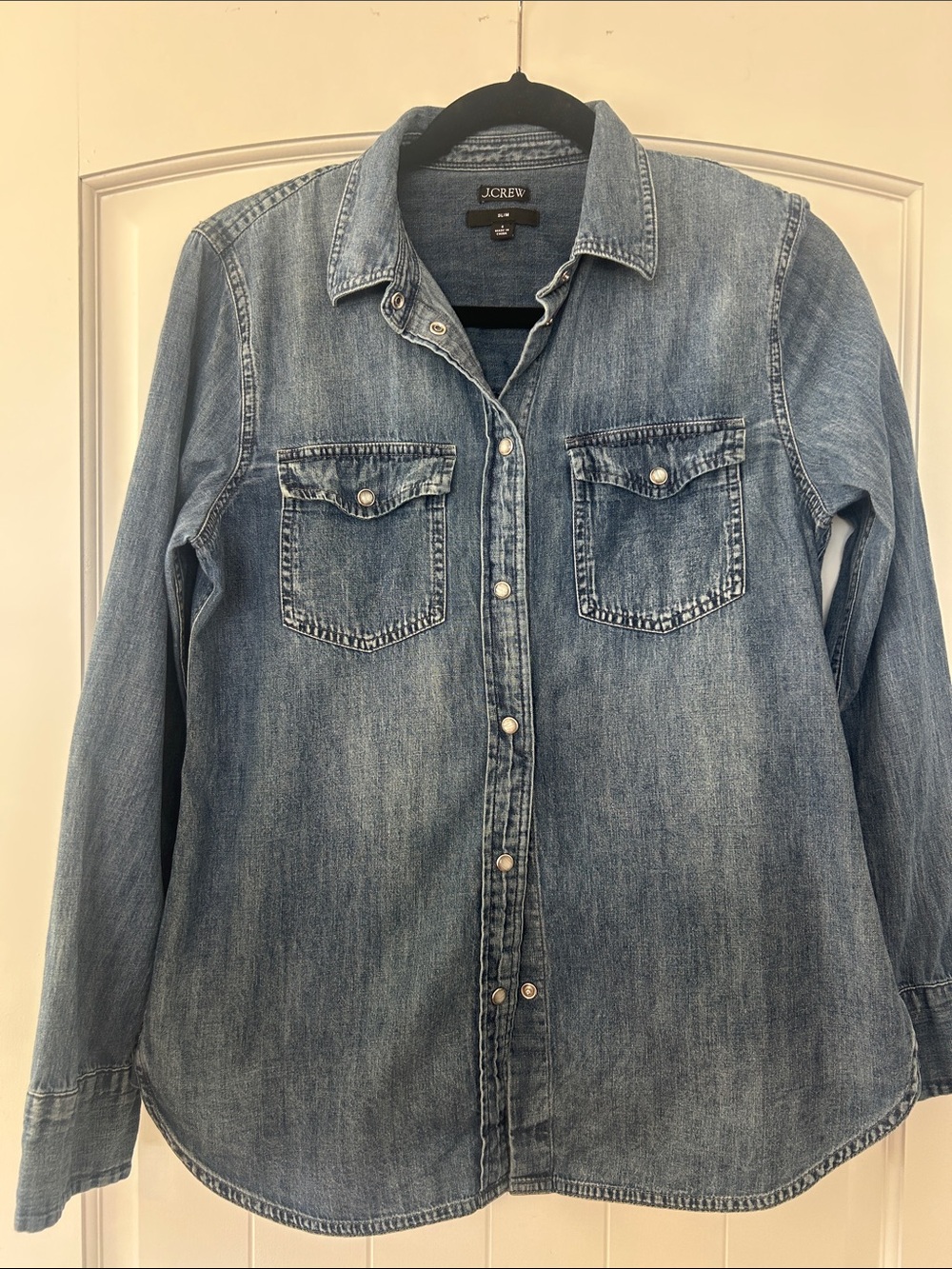 J. Crew Light Blue Denim Button-Up Shirt Slim Size 6